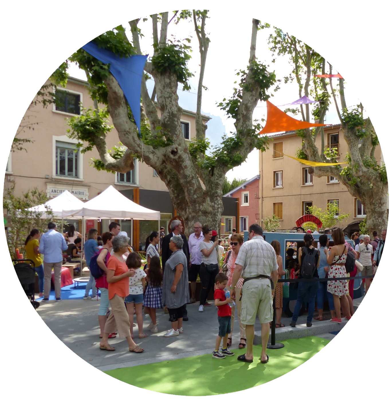 village fant artistique 1